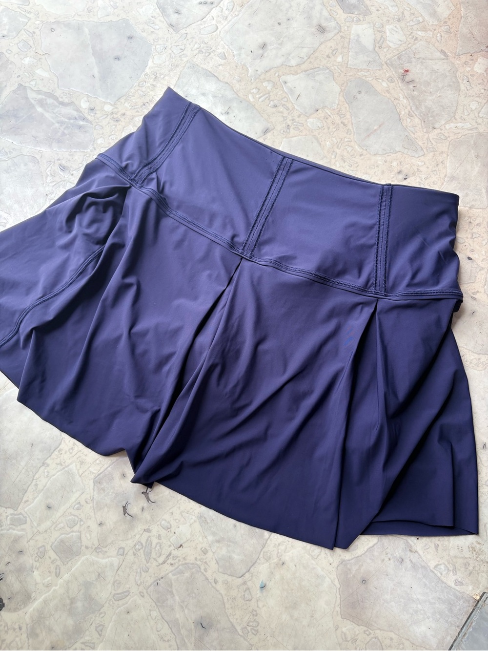 Lululemon Pleated Athletic Skort Dark Navy – Size 6 Tall - Picture 2 of 7